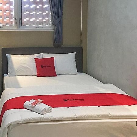 Hotel Reddoorz Near Wisata Paribendo Lawang Esterno foto